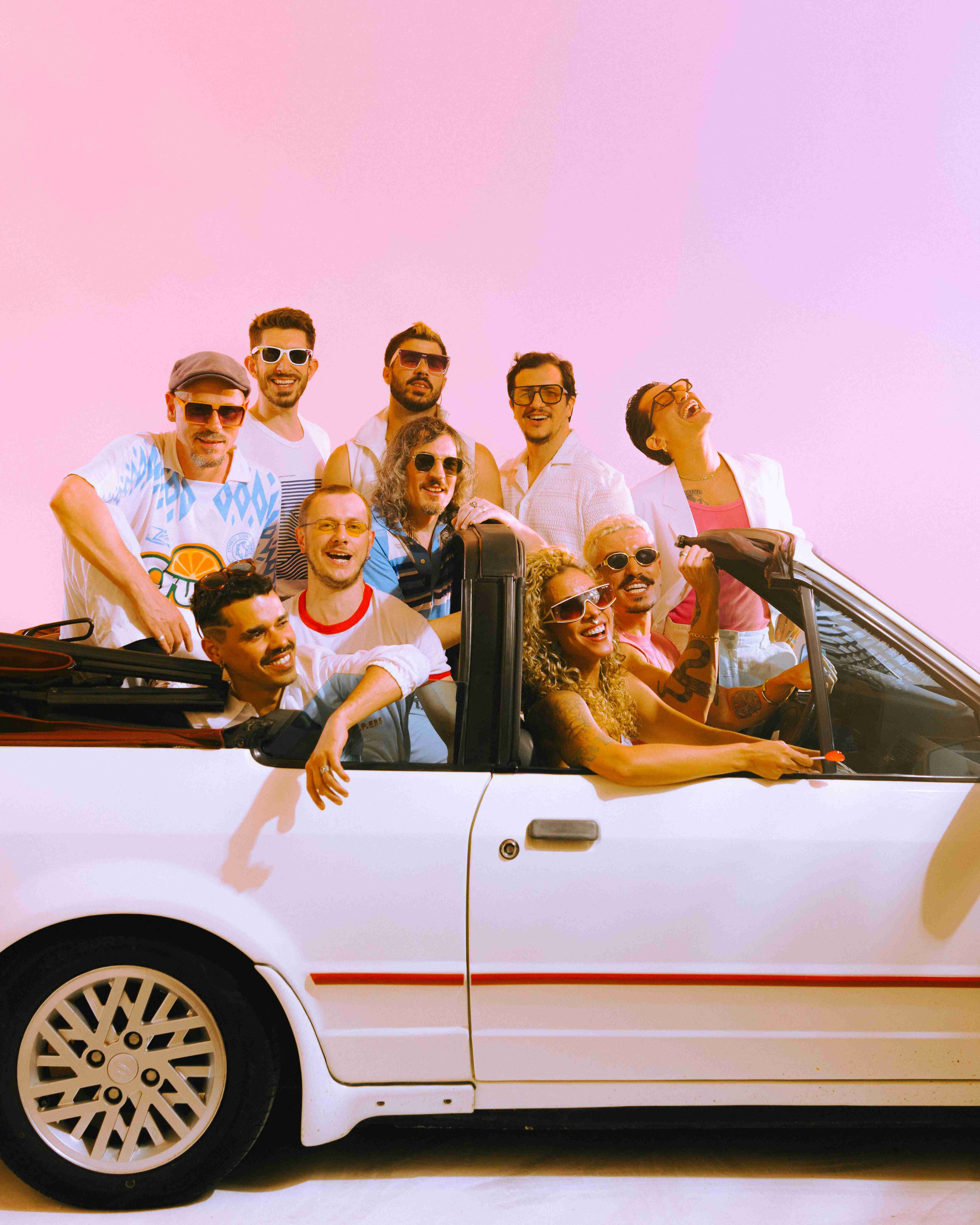 Samuca e a Selva celebra o seu momento romântico e sensual com show especial em São Paulo